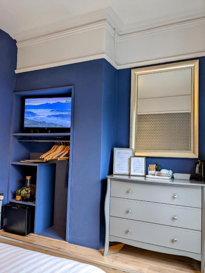 Hotel The Franklin à Harrogate Extérieur photo